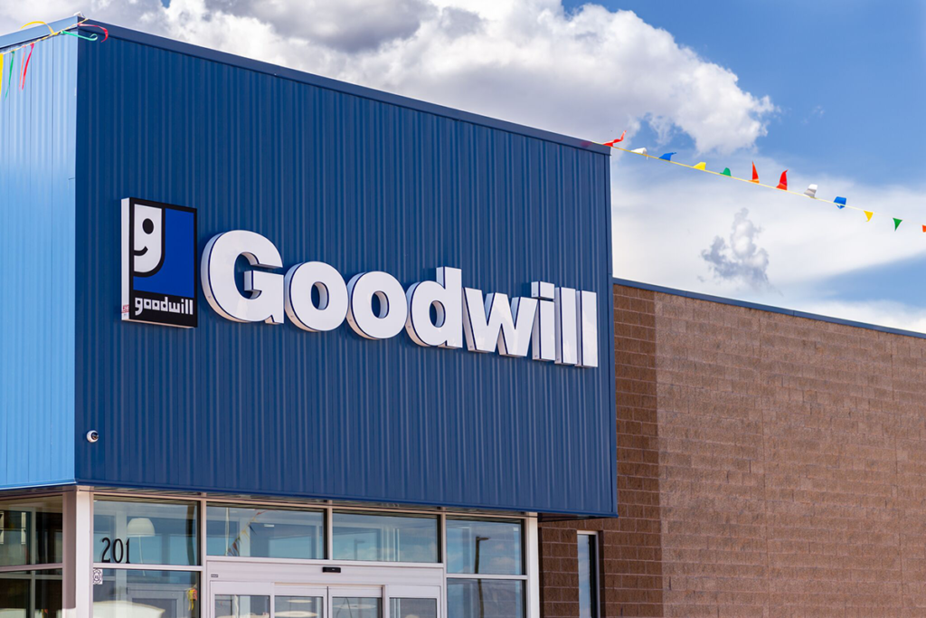 The Village Of Los Lunas Goodwill Is Set To Open Today! Economic